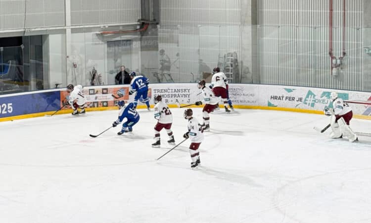 Latvijas U18 hokeja izlase