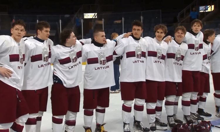 Latvijas U18 hokeja izlase