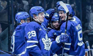“Maple Leafs” zvaigznes Merzļikinu nežēlo, “Blue Jackets” cieš vēl vienu sagrāvi
