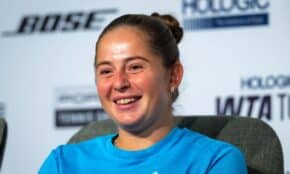 Aļona Ostapenko