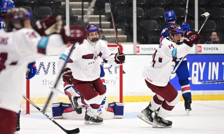 Latvijas U18 hokeja izlase
