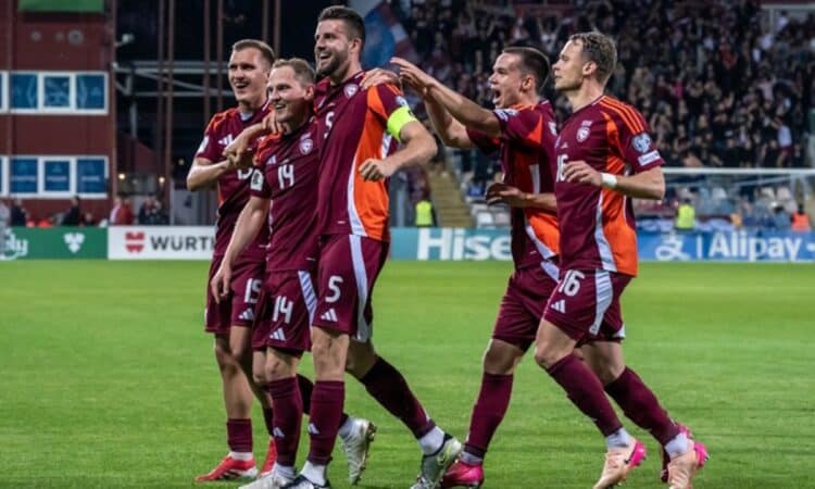 Latvijas futbola izlase