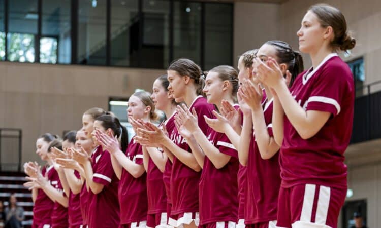 Latvijas U18 sieviešu basketbola izlase