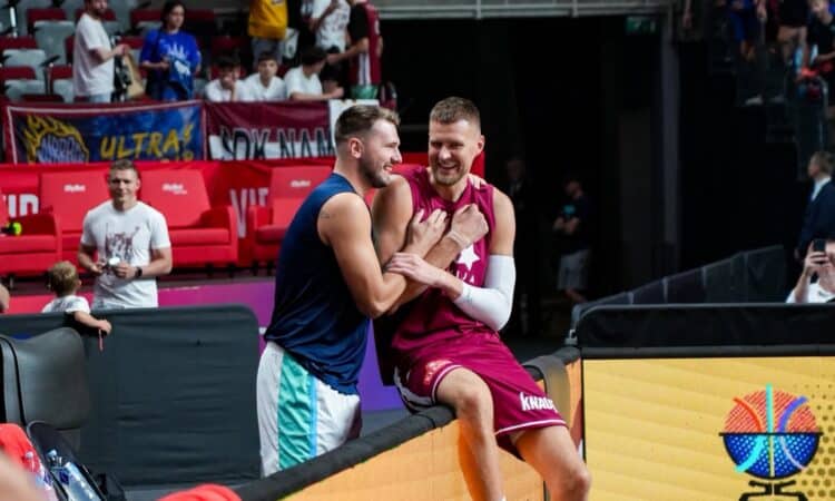 Luka Dončičs un Kristaps Porziņģis