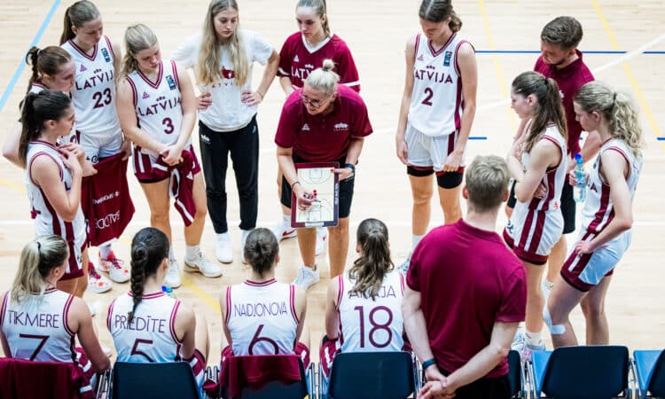 Latvijas U16 sieviešu basketbola izlase