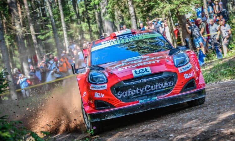 Mārtiņa Seska un Renāra Franča ekipāža