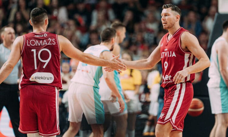 Rihards Lomažs un Dairis Bertāns