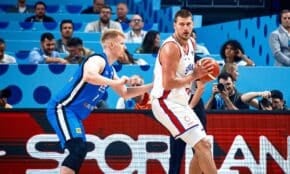 Matiass Tass un Nikola Jokičs