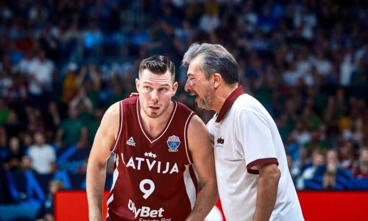 Dairis Bertāns un Luka Banki