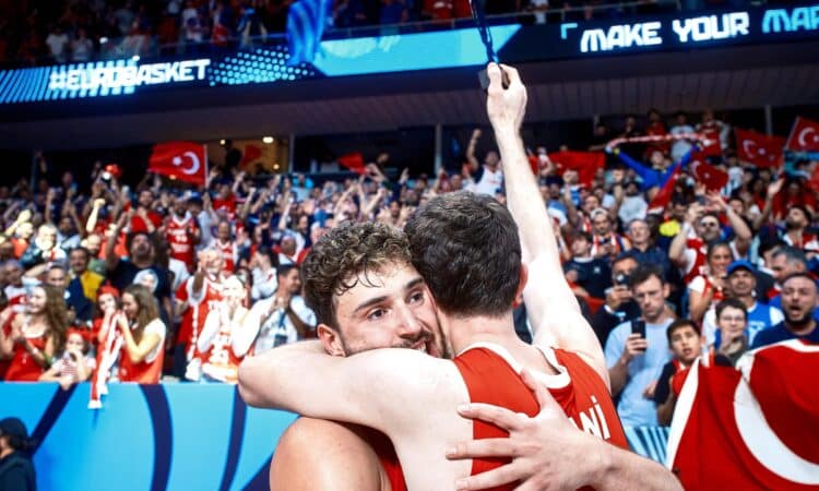 Alperens Šengins un Erdžans Osmani