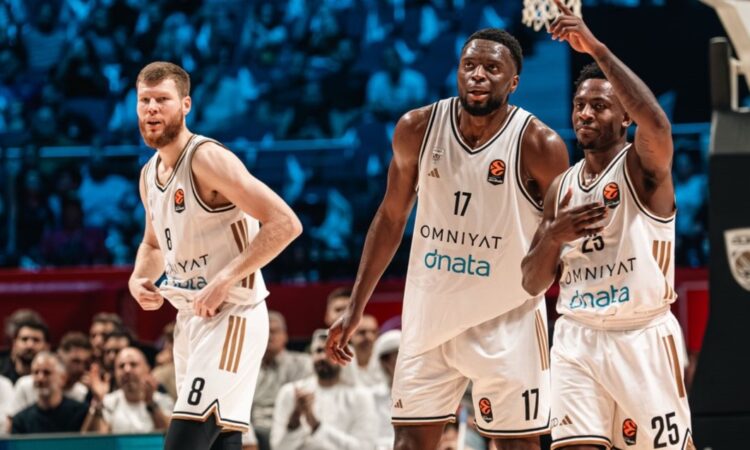 Dāvis Bertans, Mfiondu Kabengele, Makinlijs Raits