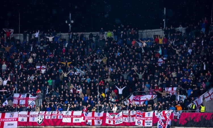 Anglijas futbola izlases fani