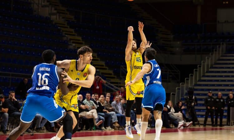 Madrides Real un Telavivas Maccabi