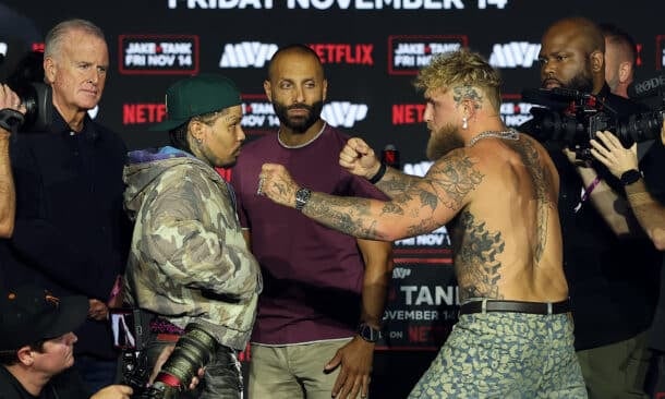 Džervonte Deiviss un Džeiks Pols