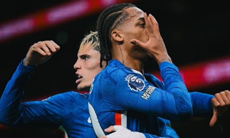 Alehandro Garnačo un Žuau Pedru