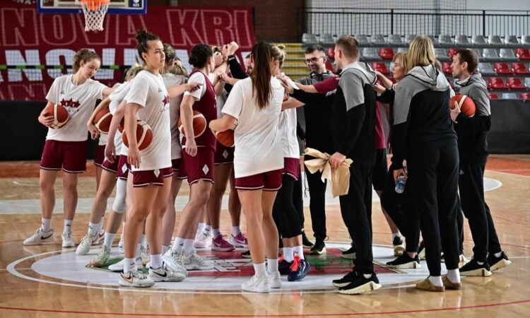 Latvijas sieviešu basketbola izlase
