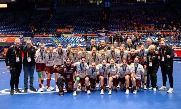 Latvijas sieviešu florbola izlase