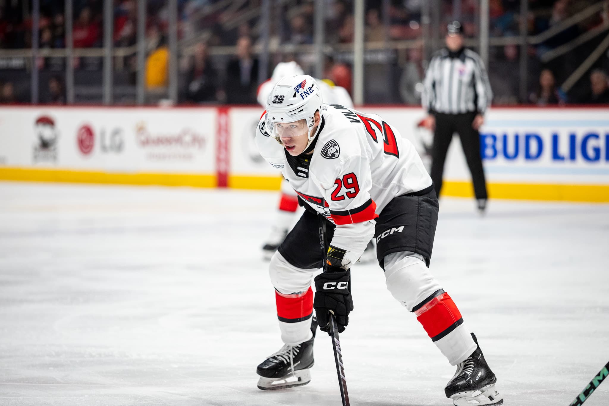 Vilmanis par iespējamo izsaukšanu uz NHL: Jāsakrīt daudzām lietām un arī  jāpaveicas | Sportazinas.com