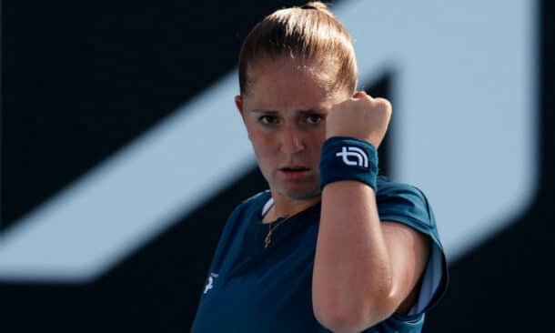 Aļona Ostapenko