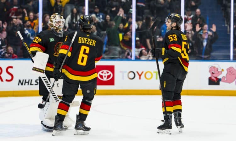 Kevins Lankinens, Broks Besers, Teodors Bļugers