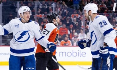 Pontuss Holmbergs un Zemgus Girgensons