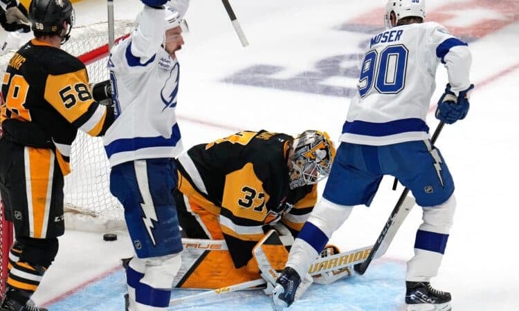 Zemgus Girgensons un Artūrs Šilovs