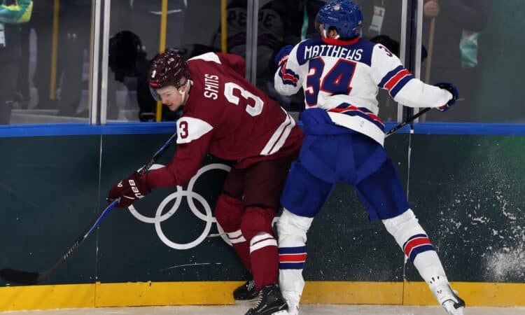 Alberts Šmits un Ostons Metjūzs