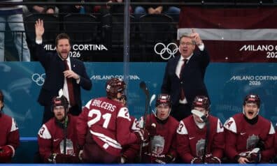 Lauris Dārziņš un Harijs Vītoliņš uz Latvijas izlases soliņa