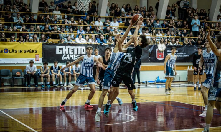 Rīgas skolu superlīga