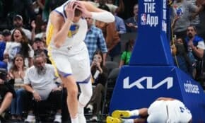 Kristaps Porziņģis un Mouzess Mūdijs