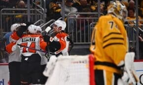 Filadelfijas "Flyers" un Stjuarts Skiners