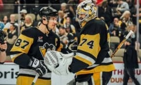 Sidnijs Krosbijs un Stjuarts Skiners