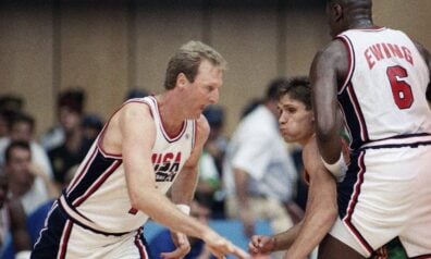 Lerijs Bērds, Alvīds Pazdrazdis un Patriks Jūings