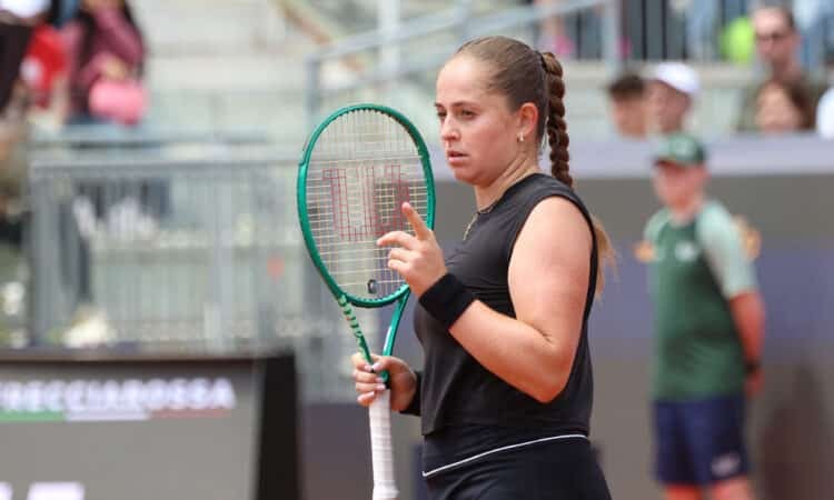 Aļona Ostapenko