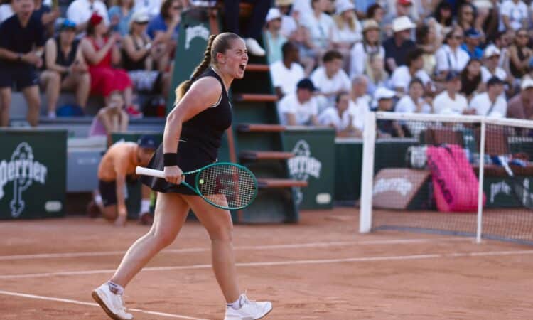 Aļona Ostapenko