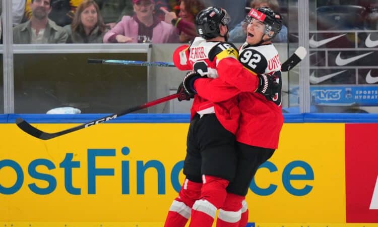 Dominiks Cvergers un Klemenss Untervēgers, Austrijas hokeja izlase