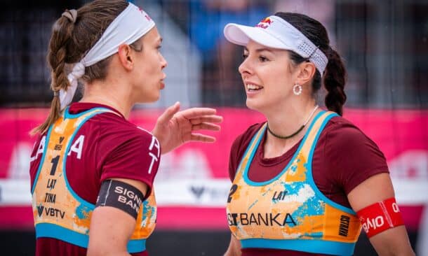 Tīna Graudiņa un Anastasija Samoilova
