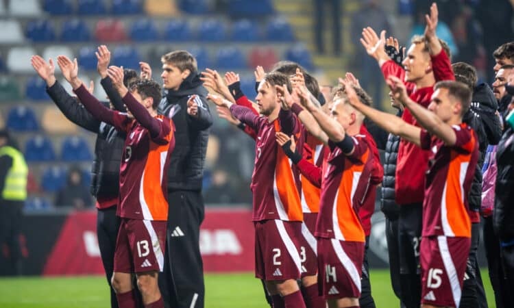 Latvijas futbola izlase