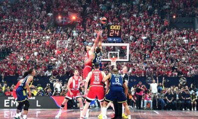Olympiacos pret Fenerbahce