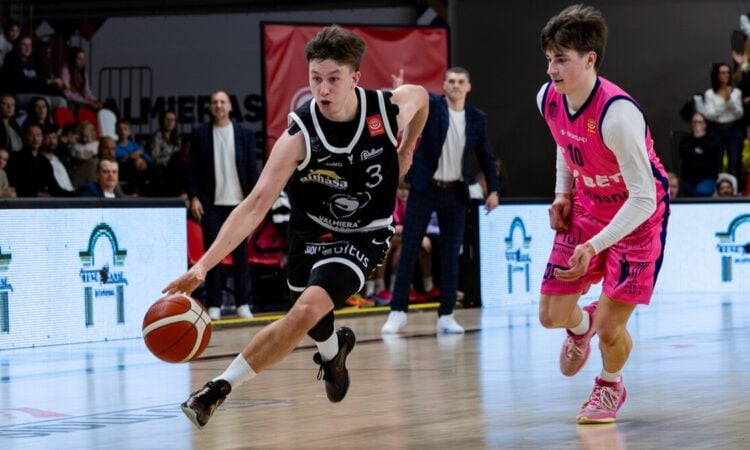Dominiks Steņonis un Rolands Šulcs