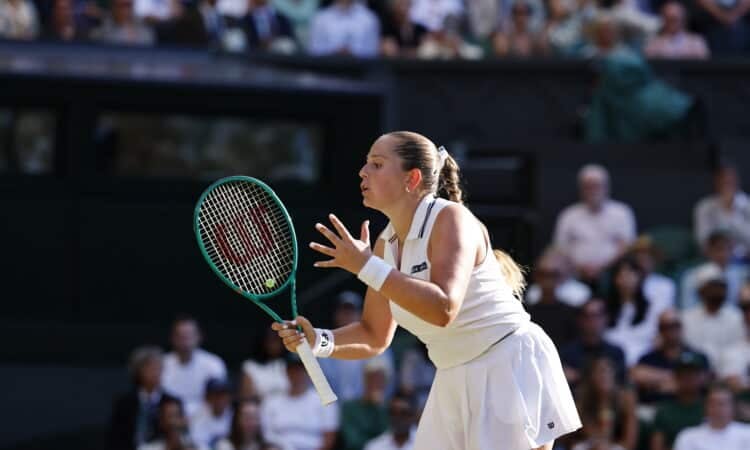 Aļona Ostapenko