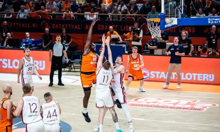 Latvijas basketbola izlase