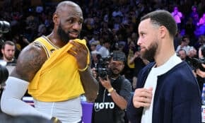 Lebrons Džeimss un Stefans Karijs