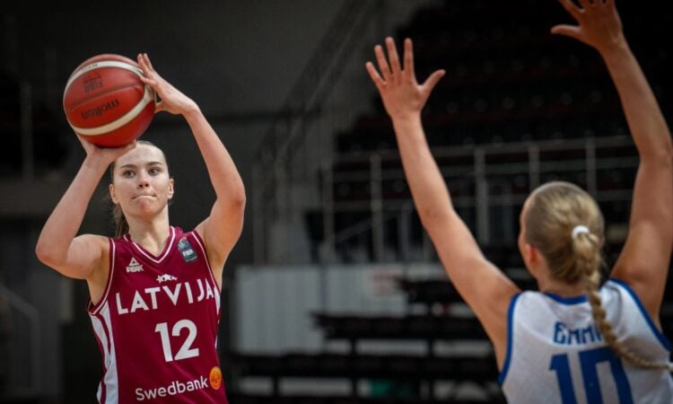 Marta Ploriņa