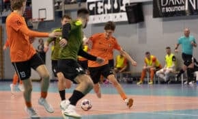 Salaspils un Nikers