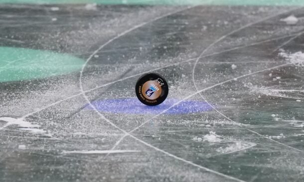 IIHF