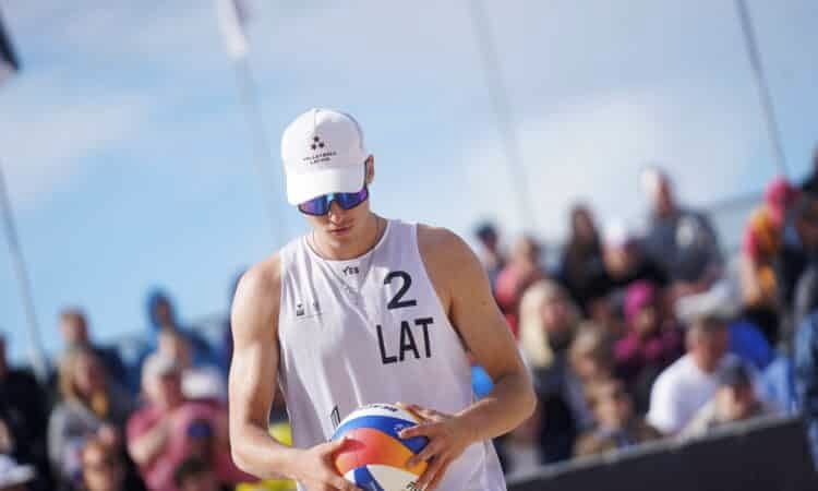 Gustavs Auziņš