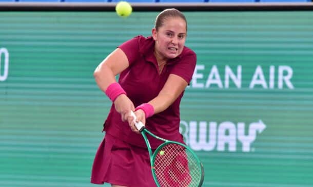 Aļona Ostapenko