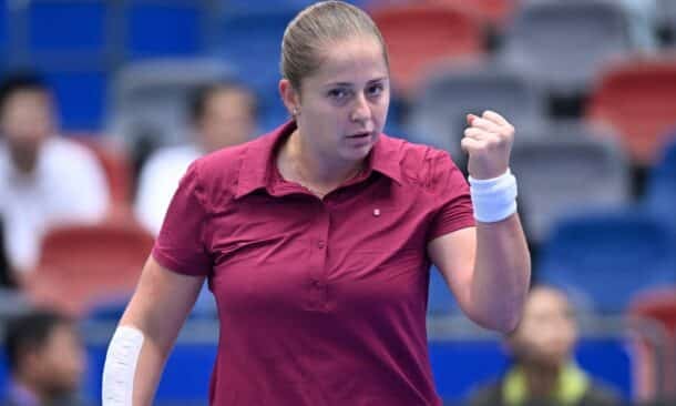 Aļona Ostapenko