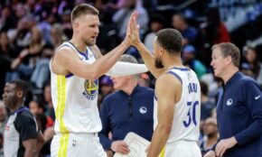Kristaps Porziņģis un Stefans Karijs